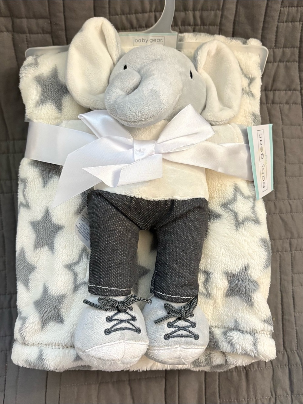 New Baby Gear Gray Star Fleece Baby Blanket & Elephant Lovey Security Buddy Set